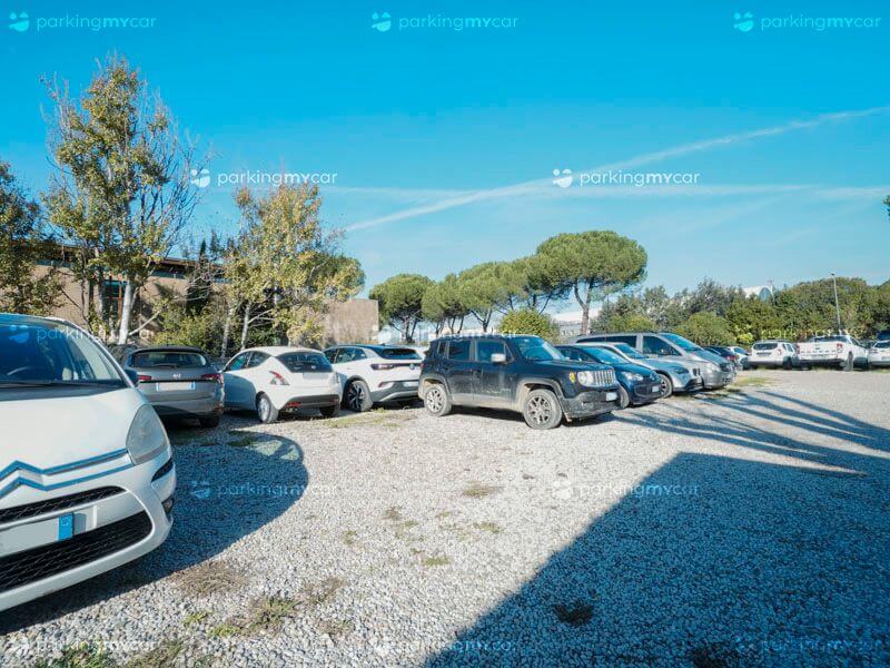 Parcheggio Aeroporto Firenze | ParkingMyCar parcheggi all'aperto Parcheggio Aeroporto Firenze