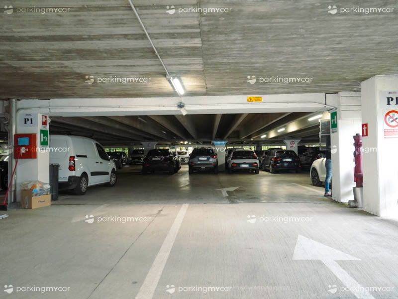 Le Torri Parking - Aeroporto Malpensa Parcheggi coperti Le Torri Parking - Aeroporto Malpensa