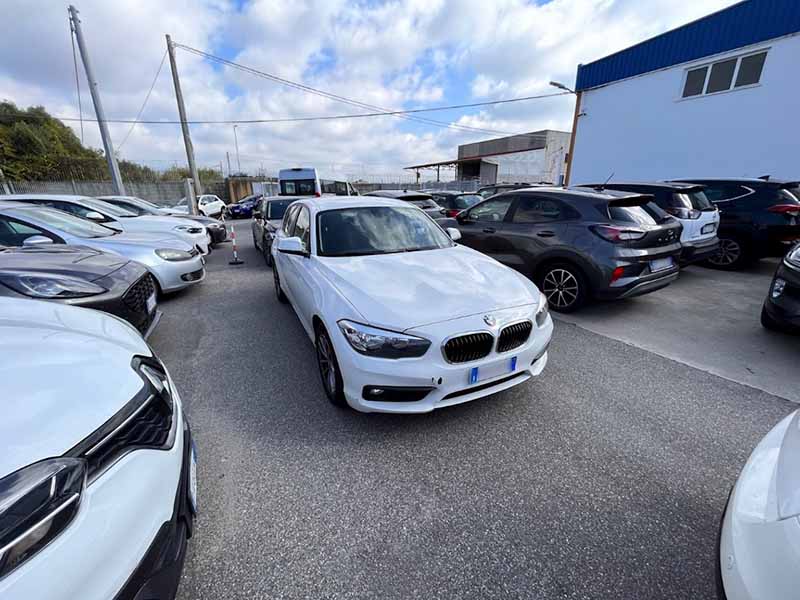 ParkingMyCar Aeroporto Lamezia Terme Posti auto scoperti ParkingMyCar Aeroporto Lamezia Terme