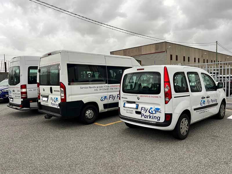 ParkingMyCar Aeroporto Lamezia Terme Navette gratuite ParkingMyCar Aeroporto Lamezia Terme
