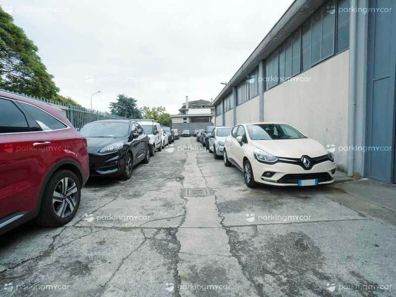 Avio Parking - Aeroporto Milano Linate Posti auto scoperti Avio Parking - Aeroporto Milano Linate