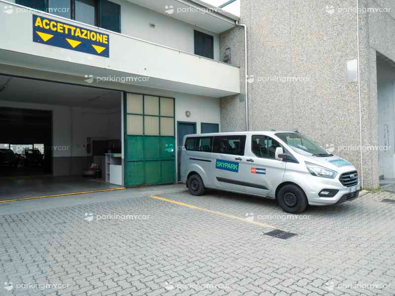 Avio Parking - Aeroporto Malpensa Navetta Avio Parking - Aeroporto Malpensa