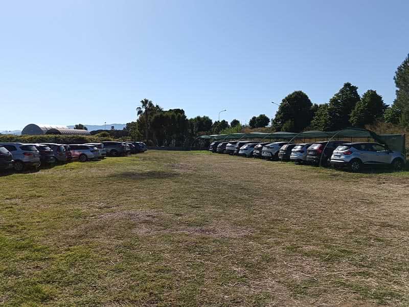 Garage Italia - Porto Milazzo auto in sosta Garage Italia - Porto Milazzo