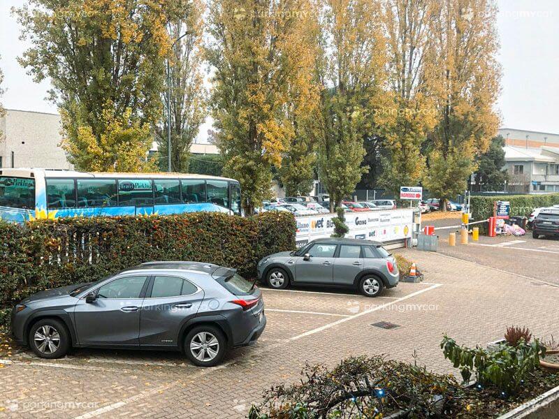 Milano Parking Airport Malpensa Parcheggi all'aperto Milano Parking Airport Malpensa