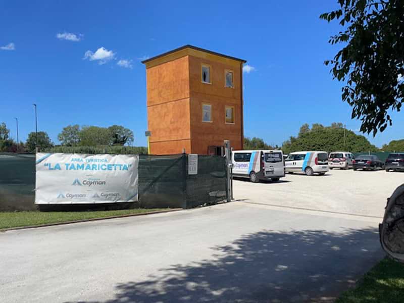 Cayman Parking - Aeroporto Fiumicino Entrata Cayman Parking - Aeroporto Fiumicino