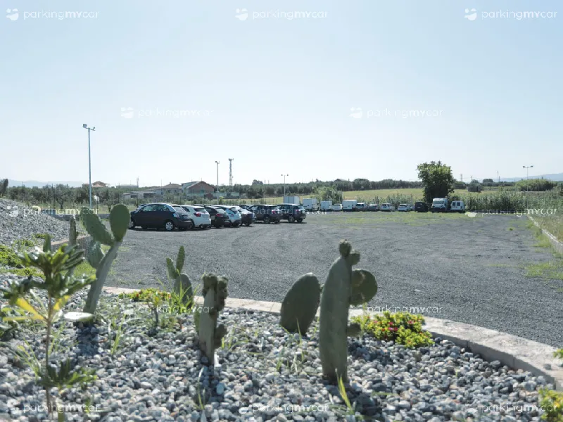 Fly Parking Lamezia Terme Parcheggi scoperti Fly Parking Lamezia Terme