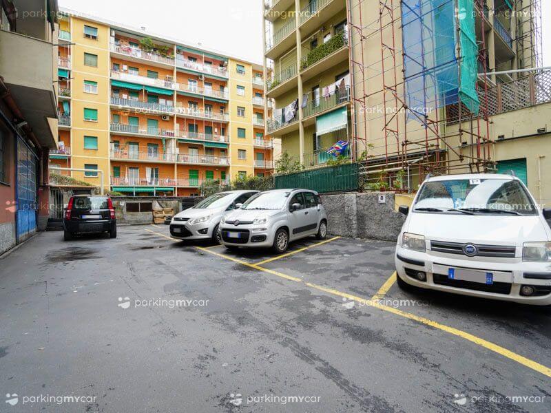 FB Garage - Genova centro città Parcheggi all'aperto presso FB Garage
