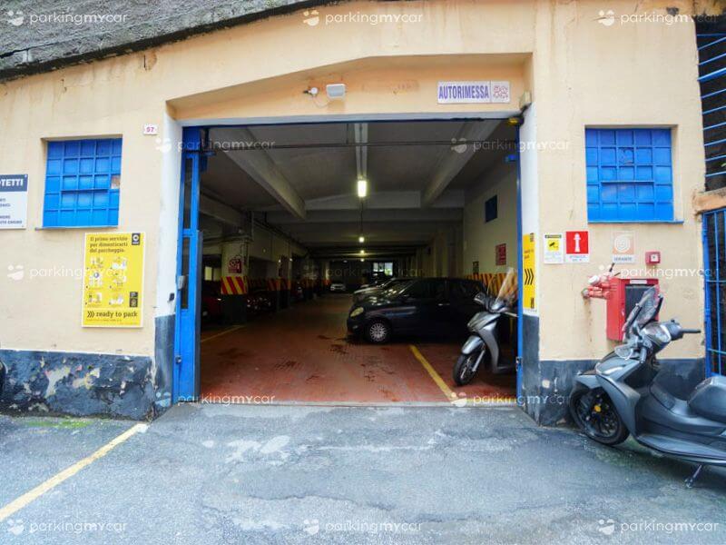 FB Garage - Genova centro città Ingresso di FB Garage