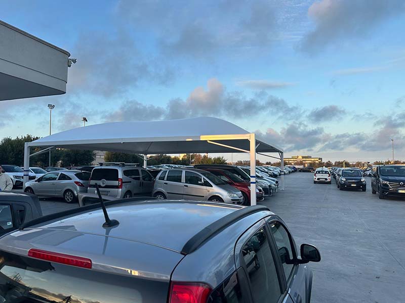 Parking Brindisi - Stazione Brindisi Posti auto all'aperto Parking Brindisi - Stazione Brindisi