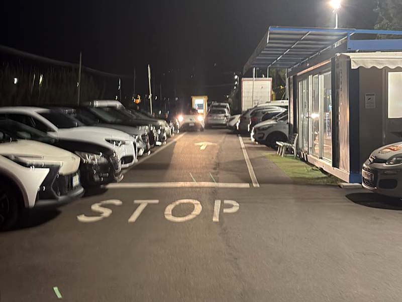 Unirei Parking - Stazione Lamezia Terme Ingresso Unirei Parking - Aeroporto Lamezia Terme