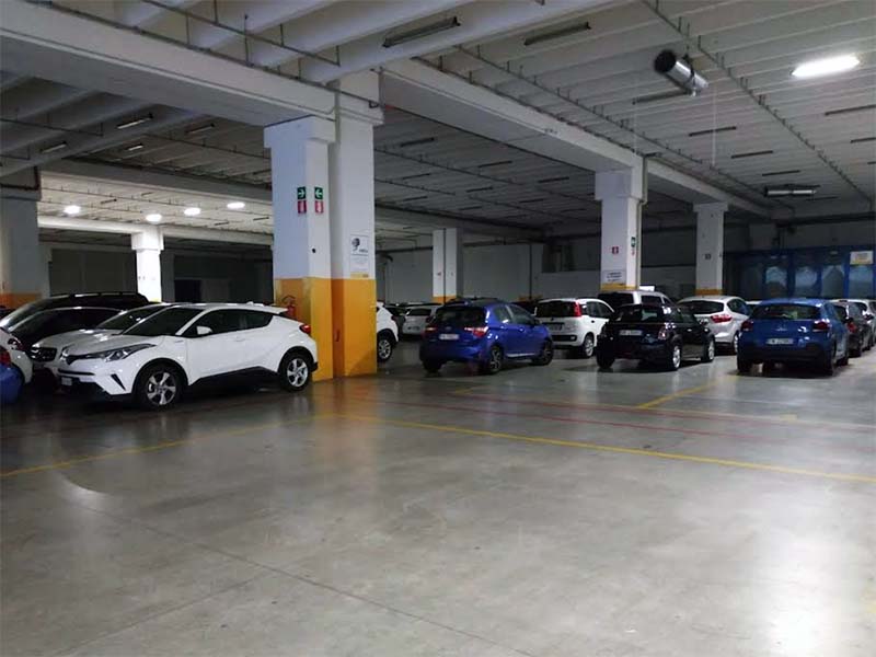 FCF Parking - Aeroporto Orio al Serio Posti auto coperti FCF Parking - Aeroporto Orio al Serio