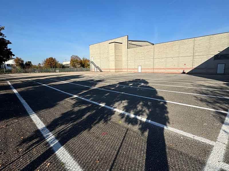 I.V.M. Parking Plus - Aeroporto Bergamo Posti auto scoperti I.V.M. Parking Plus - Aeroporto Bergamo