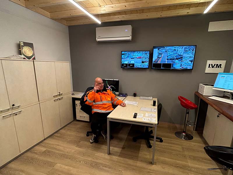 I.V.M. Parking Plus - Aeroporto Bergamo Sala di controllo I.V.M. Parking Plus - Aeroporto Bergamo