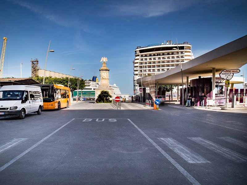 Parking Amari - Porto Palermo Via di accesso Parking Amari - Porto Palermo