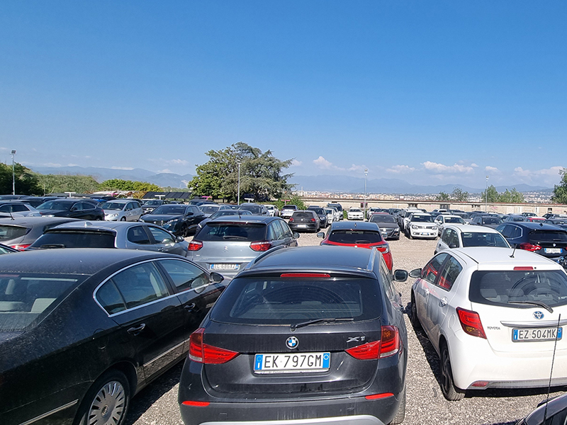 Start Parking - Aeroporto Napoli auto parcheggiate Start Parking - Aeroporto Napoli