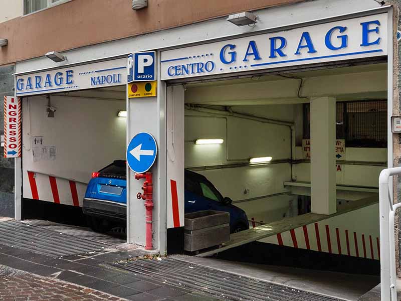 Garage Napoli Centro Ingresso Garage Napoli Centro