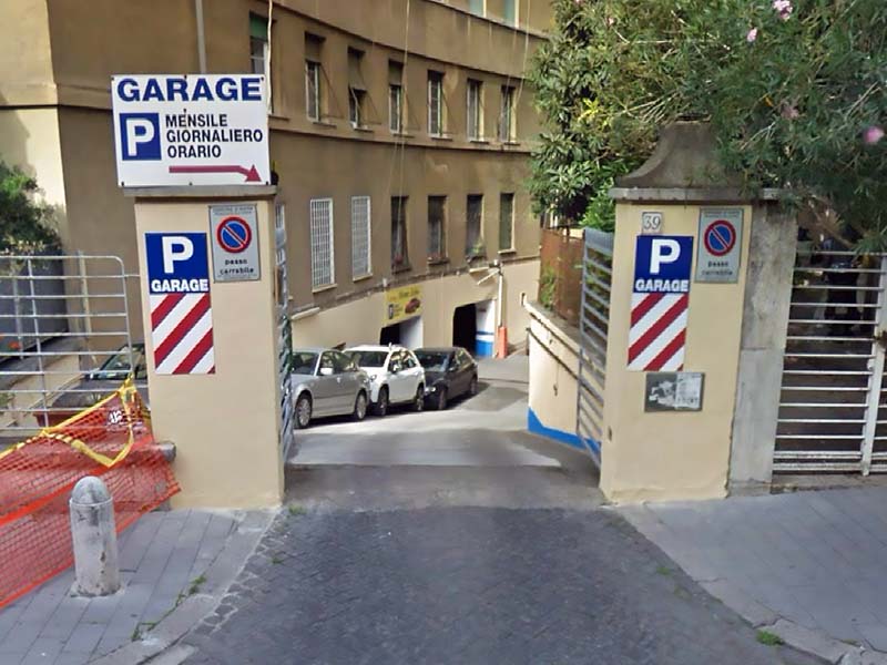 Autorimessa Monte Zebio - Roma Rione Prati ingresso Autorimessa Monte Zebio - Roma Rione Prati