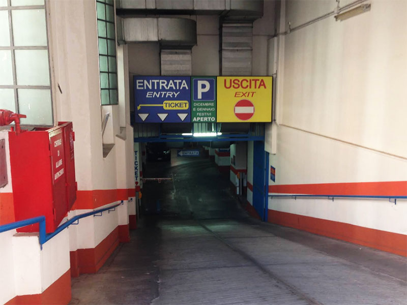Parking Prati - Roma Città del Vaticano Entrata Parking Prati - Roma Città del Vaticano
