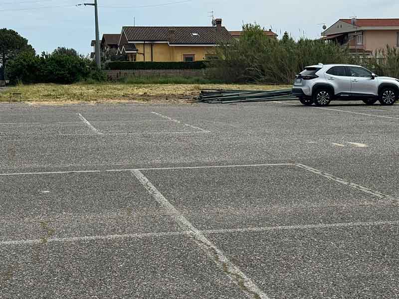 Aeropark - Aeroporto Fiumicino Posti auto scoperti Aeropark - Aeroporto Fiumicino