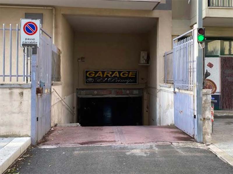 Garage El Principe - Stazione Bari Centrale Ingresso Garage El Principe - Stazione Bari Centrale