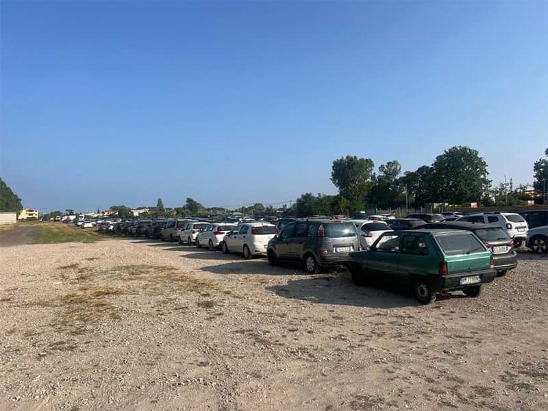 To. Ro. Parking - Aeroporto Fiumicino Posti auto all'aperto To. Ro. Parking - Aeroporto Fiumicino