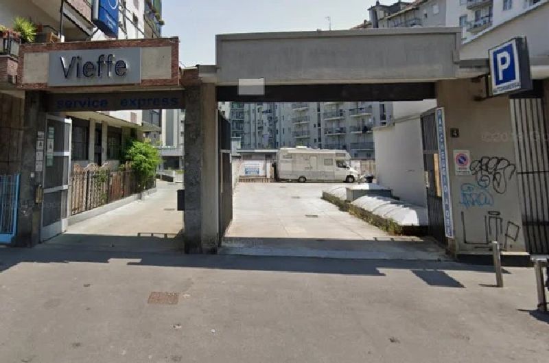 Autorimessa Argonne - Aeroporto Linate Ingresso Autorimessa Argonne - Aeroporto Linate