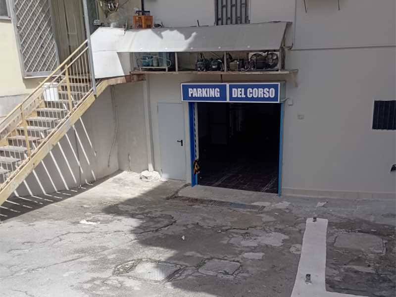 Parking del Corso - Porto Pozzuoli Ingresso parcheggi coperti Parking del Corso - Porto Pozzuoli