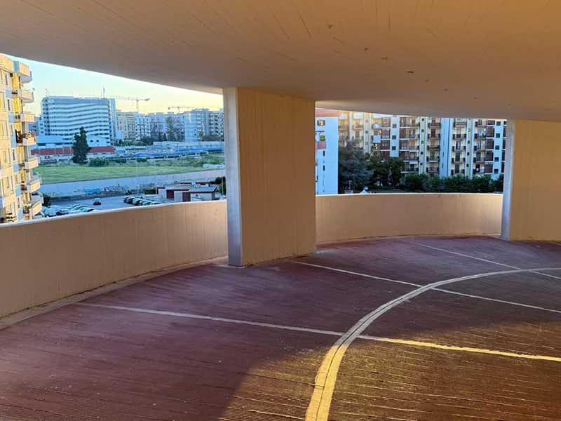 Autosilo Gold Parking - Porto Bari rampa Autosilo Gold Parking - Porto Bari