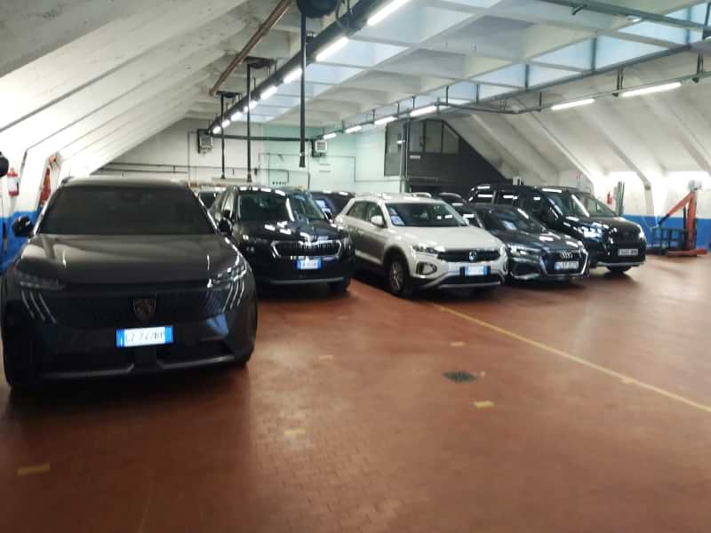 Central Station Parking - Stazione Milano Porta Garibaldi Posti auto coperti Central Station Parking - Stazione Milano Porta Garibaldi