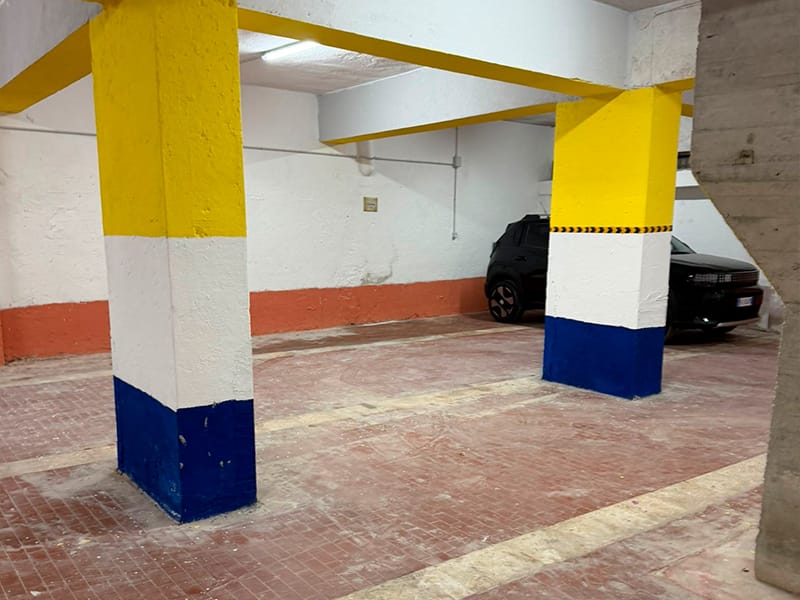 Garage Mirages - Tropea centro città Parcheggi al coperto Garage Mirages - Tropea centro città